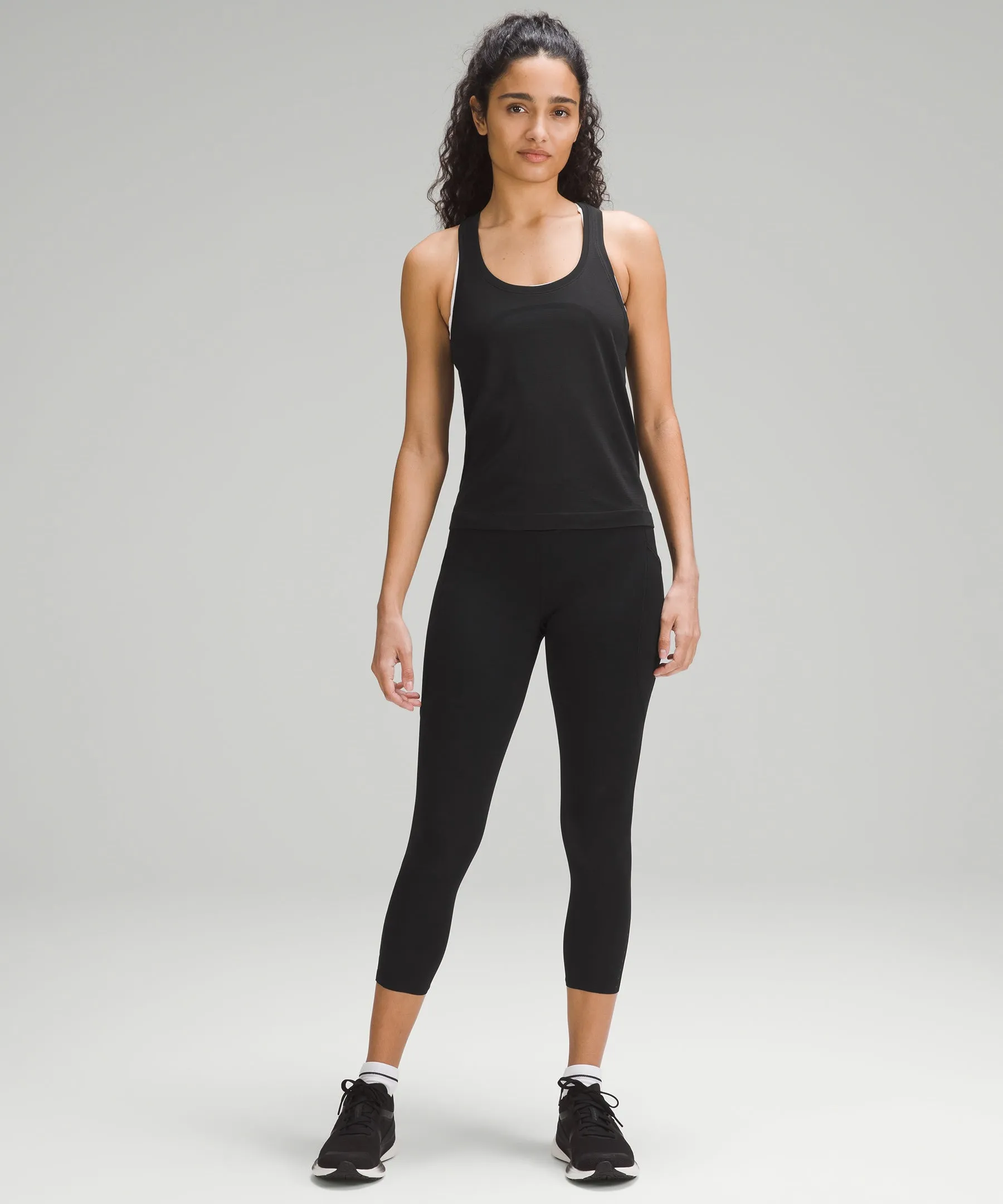 LULULEMON BLK FAST AND FREE HR 23