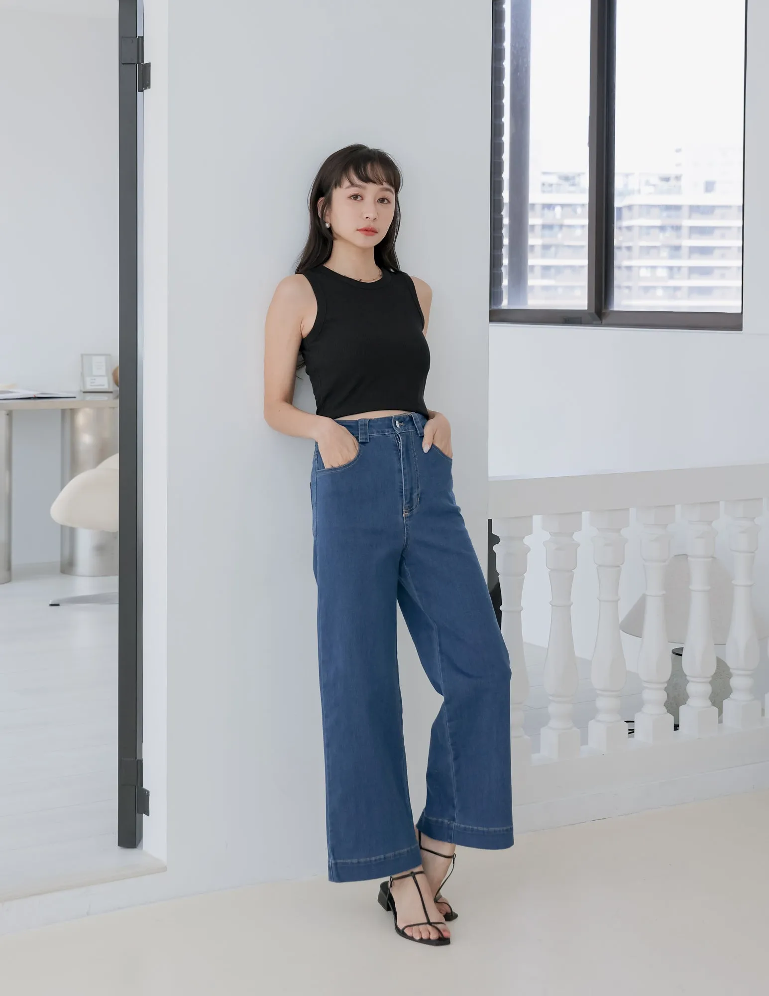 Nadine Straight Leg Jeans in Dark Wash